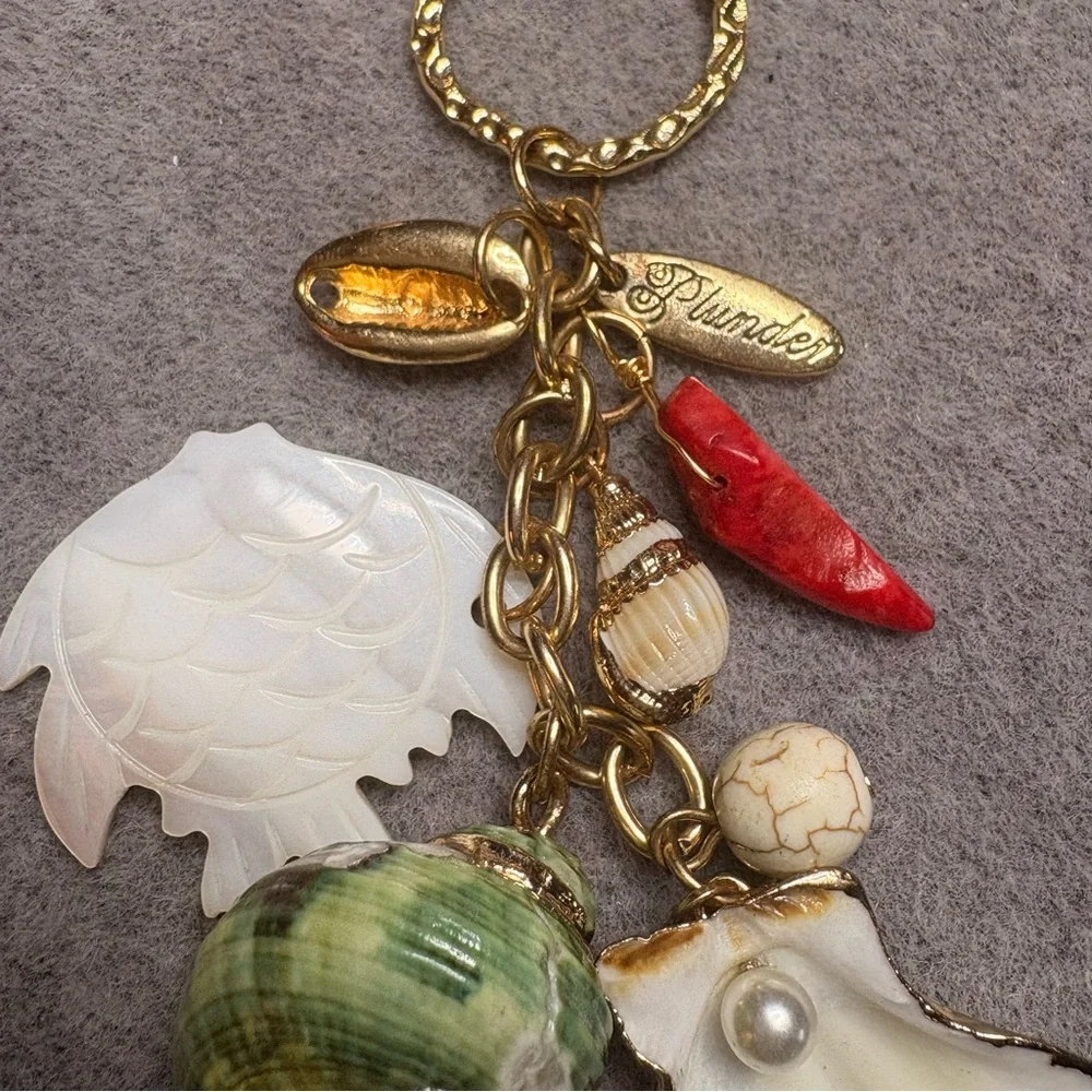 Plunder Bag Purse Charm Fish Shell Gold - Picture 6 of 9
